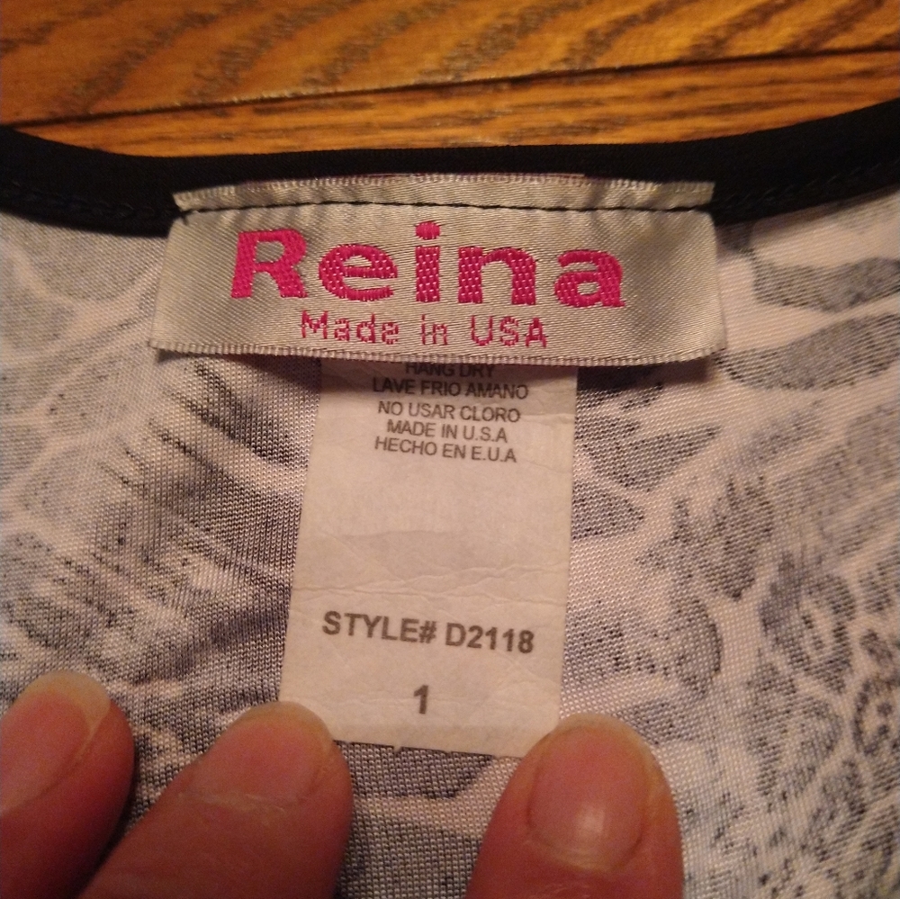 Size S Reina black an white animal print dress - Picture 12 of 16